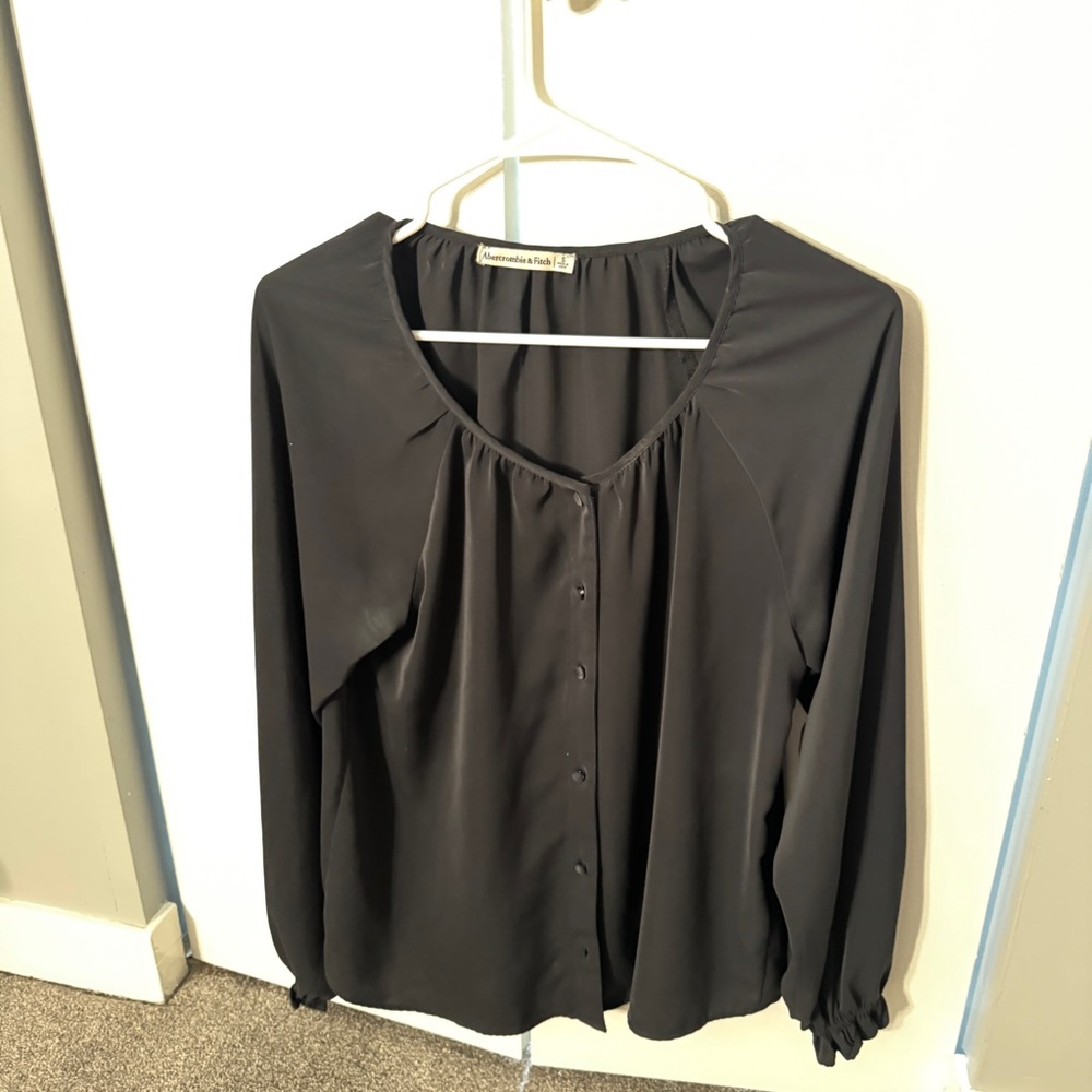Black Abercrombie blouse
